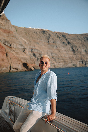 Canaves Oia Lifestyle - sailing