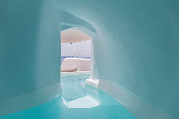Canaves Ena_ Riverpool Suite