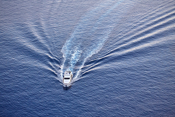 Canaves Oia Lifestyle - sailing