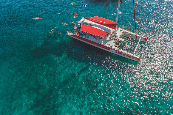 Sail yacht Tahiti 80