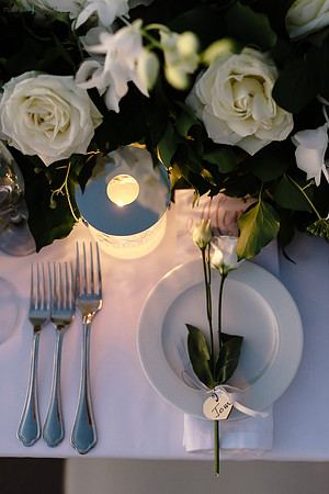 Canaves Oia Weddings - Veranda Restaurant - Sunday Suites
