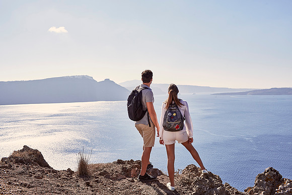Canaves Oia Lifestyle - trekking