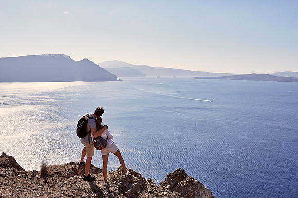 Canaves Oia Lifestyle - trekking
