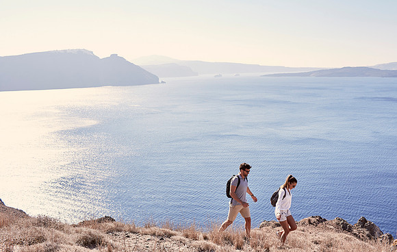 Canaves Oia Lifestyle - trekking
