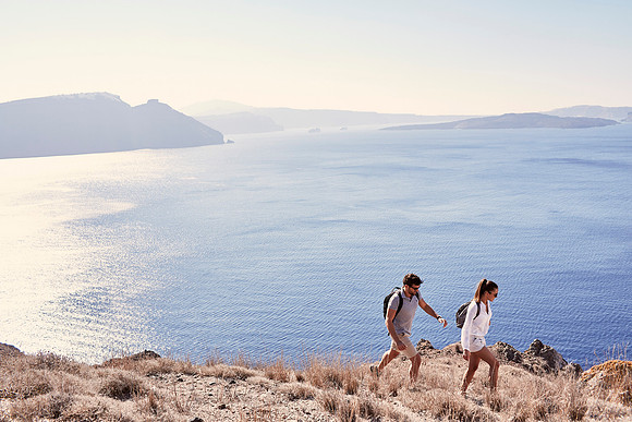 Canaves Oia Lifestyle - trekking