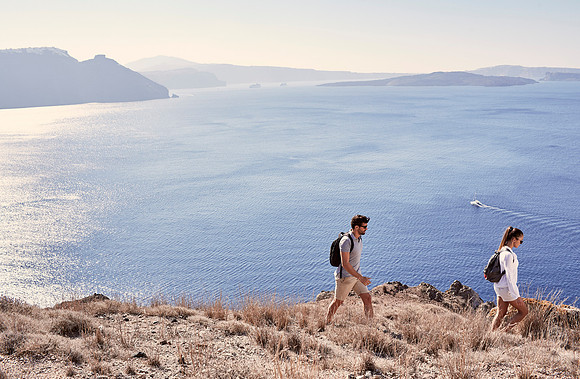 Canaves Oia Lifestyle - trekking