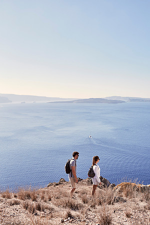 Canaves Oia Lifestyle - trekking