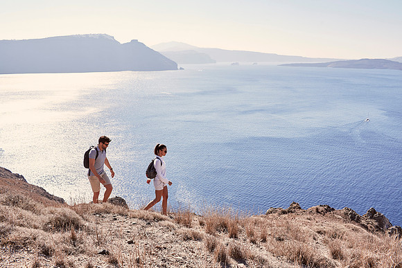 Canaves Oia Lifestyle - trekking