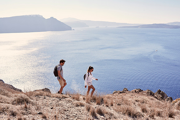 Canaves Oia Lifestyle - trekking