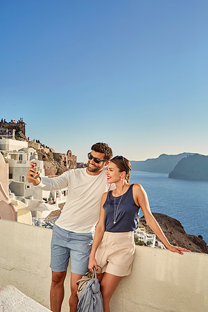 Canaves Oia Lifestyle - sightseeing Oia