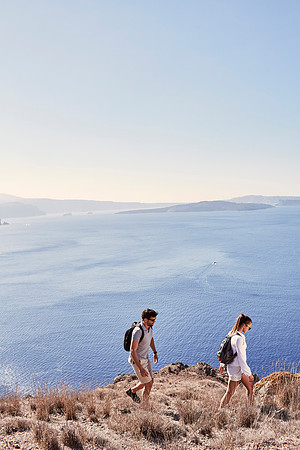 Canaves Oia Lifestyle - trekking
