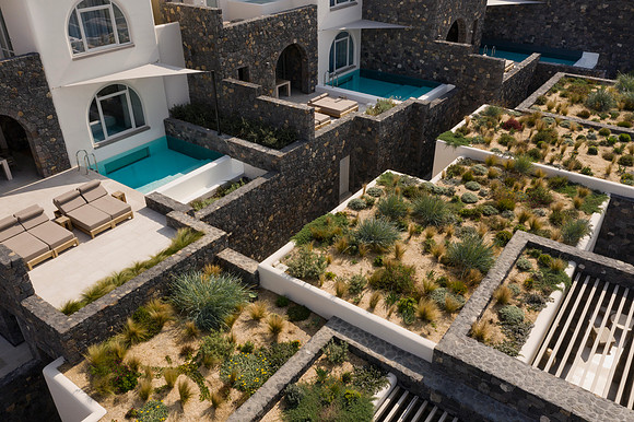 Epitome Santorini - aerial view by Ståle Eriksen