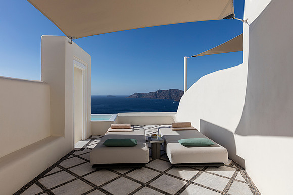 Honeymoon Suite
