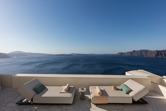 Honeymoon Suite