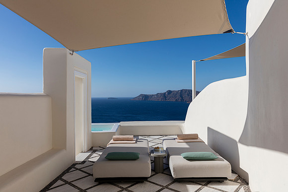 Honeymoon Suite