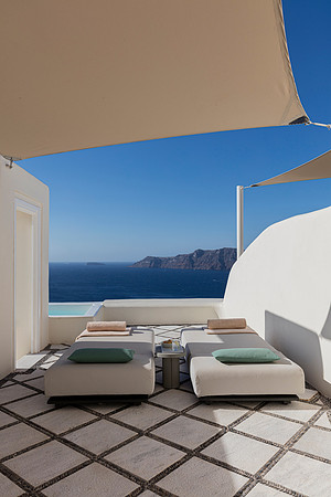 Honeymoon Suite