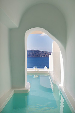River Pool Suite