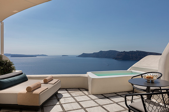 Honeymoon Suite