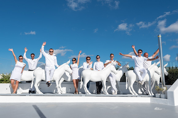 Canaves Oia Sunday Suites closing 2018