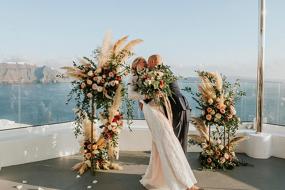 Canaves Oia Weddings - Sunday Suites venue