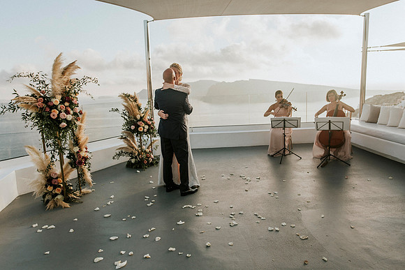 Canaves Oia Weddings - Sunday Suites venue
