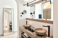 Aqua Retreat Villa