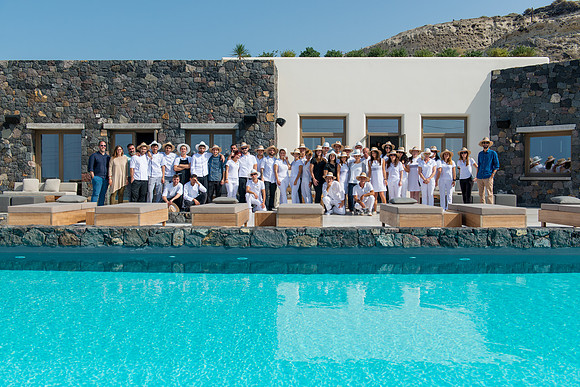 Canaves Oia Epitome closing 2018