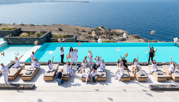 Canaves Oia Epitome closing 2018