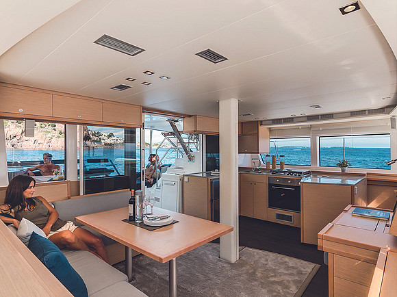 Sail Yacht Lagoon 520