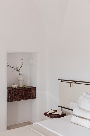 Canaves Ena_ Riverpool Suite