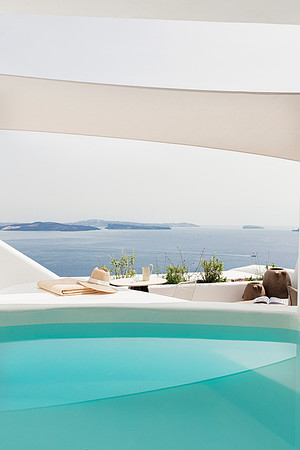 Canaves Ena_Honeymoon Suite