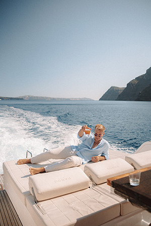 Canaves Oia Lifestyle - sailing